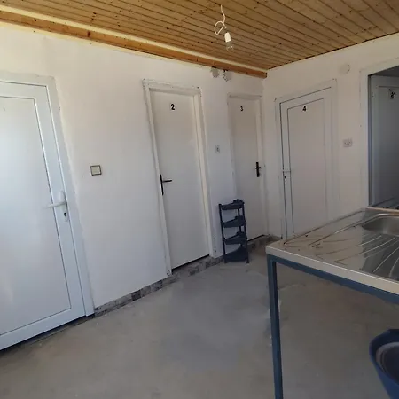 Lejlighed Caravan With Private Toilet 1 Šibenik