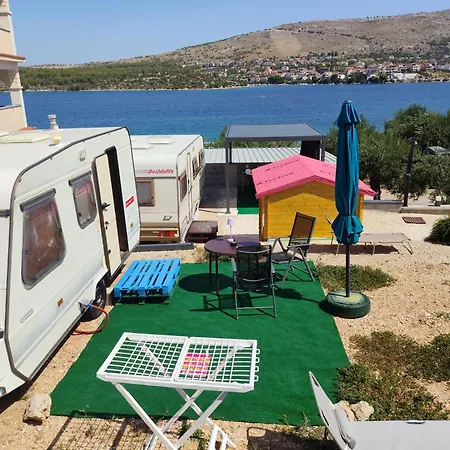 Caravan With Private Toilet 1 * Šibenik